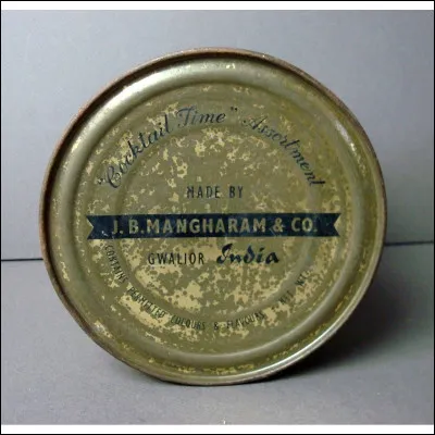 Capable de vous faire prendre des vessies pour des lanternes !