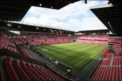 Sport : Quel est le nom du stade de football de Rennes ?