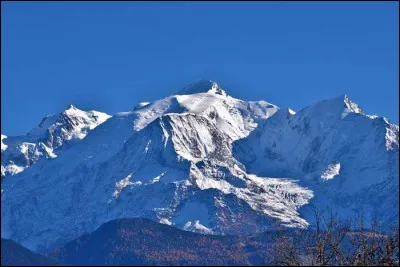 Nature : À combien s'élève le Mont Blanc ?