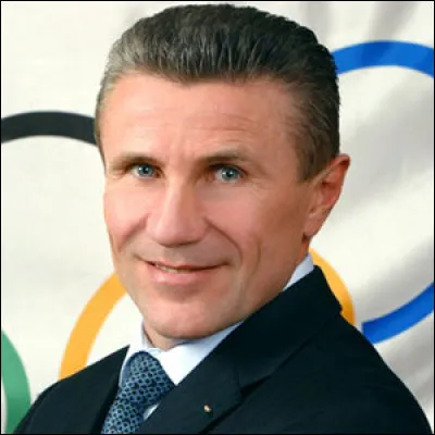 En dehors de la France, Sergueï Bubka s'est distingué lors des Jeux olympiques de 1988, puis a siégé au Parlement ukrainien de 2002 à 2006 et a été conseiller du président Viktor Ianoukovytch jusqu'en 2014 : dans quel domaine a-t-il été médaillé ?