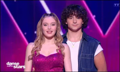 Avec qui danse-t-elle ?