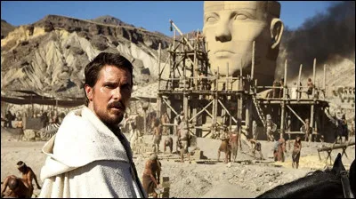 Quel est ce film où le metteur en scène Rydley Scott fit construire ce décor grandiose en 2014 ?