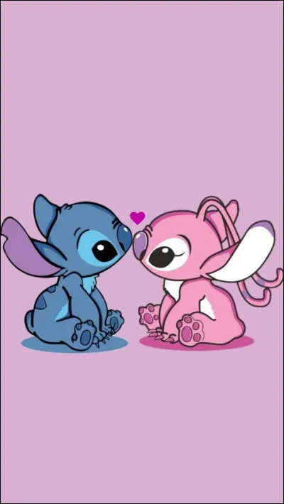 Comment s'appelle l'amoureuse de Stitch qui arrive plus tard ?