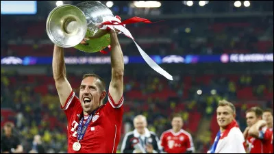 Combien de titres de la Ligue des champions remporte-t-il durant ses 22 ans de carrière ?