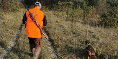 D&eacute;finition : Personne qui pratique la chasse. Quel est votre choix ?
