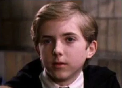 Dans quelle maison est Ernie Macmillan ?