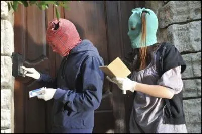 La photo est tire d'une scne du prime : 'Du Rififi au Mistral '. Qui sont les deux personnages ?