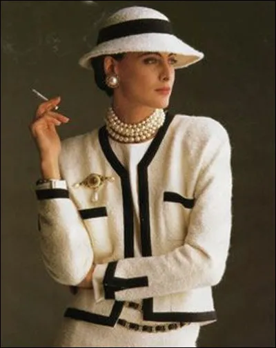 Complétez : Je suis d'accord madame ______, "Une femme a besoin d'indépendance, non d'égalité."