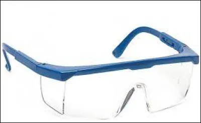 Elles permettent d'éviter des projections de pierres ou d'autres choses dans les yeux.