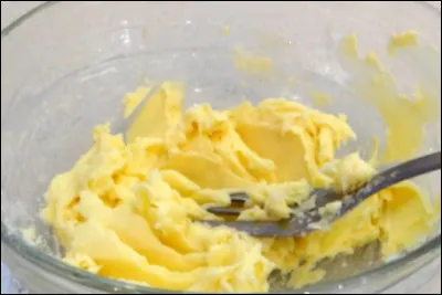 Le beurre manié est un mélange à parts égales de beurre et de quel autre ingrédient ?