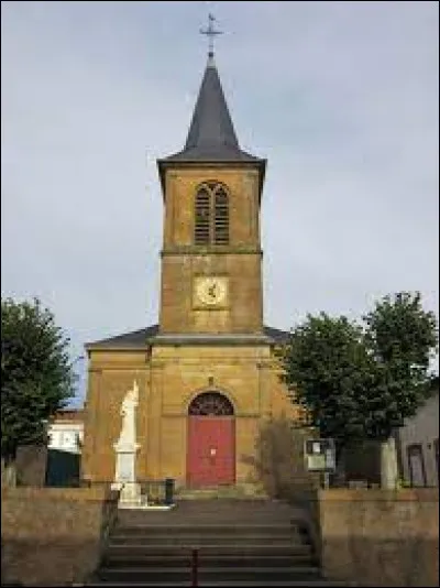Vous avez sur cette image l'église Saint-Jacques-le-Majeur, à Doncourt-lès-Conflans. Village de l'arrondissement de Briey, dans le Pays Haut, il se situe dans le département ...