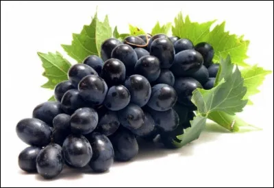 Quelle est cette variété de raisin, fruit noir à gros grains croquants et juteux avec peu de pépins ?