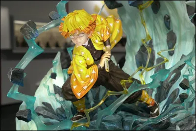 Comment se nomme le camarade de Zenitsu ?