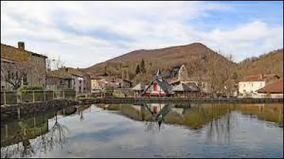 Nous sommes en Occitanie, à L'Aiguillon. Village de l'arrondissement de Pamiers, il se situe dans le département ...