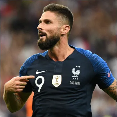 Dans quel club évolue actuellement Olivier Giroud ? (2022)