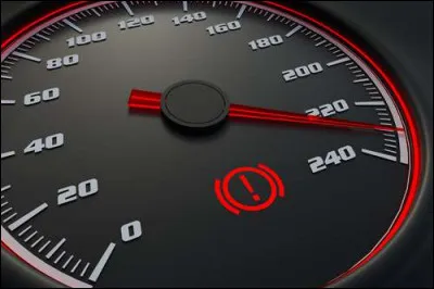 J'ai ce voyant allumé sur mon tableau de bord. Puis-je partir ?