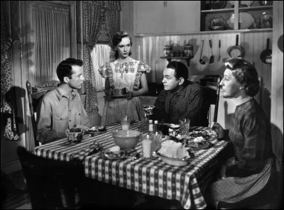 Pete Morgan vit dans une ferme reculée avec sa soeur, Ellen, et sa fille adoptive, Meg. Il embauche Nath Storm comme aide de ferme. Quel est le titre de ce film de Delmer Daves ?