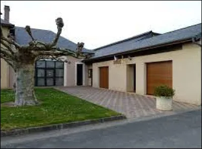 Je vous emm&egrave;ne maintenant dans le B&eacute;arn, &agrave; Baliracq-Maumusson. Nous sommes dans le d&eacute;partement ..