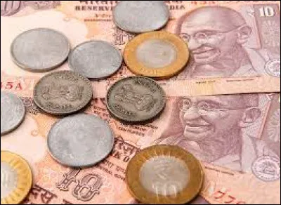 Quel pays n'utilise pas les roupies comme monnaie ?
