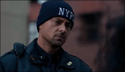 Nous voyons sur l'image le personnage de Jared Vasquez. Dans quelle série joue-t-il ?