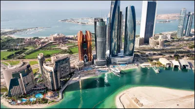 Quel est le plus grand des Emirats arabes unis ?