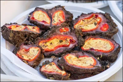 Quel est l'autre nom de l'animal marin appelé "violet" ?