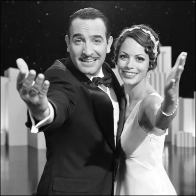 Quel réalisateur français a été oscarisé pour le film "The Artist" ?