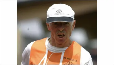 Dans quelle discipline Gérard Lelièvre a-t-il détenu de nombreux records de France ?