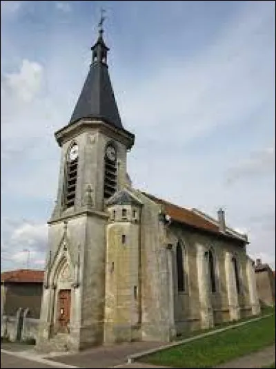 Nous sommes à Charey, devant l'église Saint-Maurice. Petit village de 87 habitants, dans l'arrondissement de Toul, il se situe dans le département ...