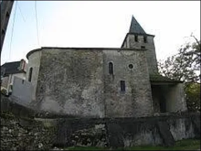 Nous sommes dans les Béarn, à Portet. Nous nous trouvons ...