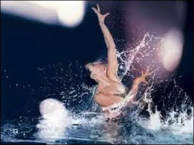 Que fais-tu à la piscine ?