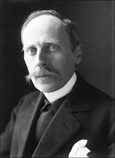 Qui est ce Romain prix Nobel de littérature en 1915 ?