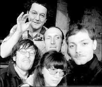 Il fit partie de la troupe du Café de la Gare. Quel est ce Romain ?