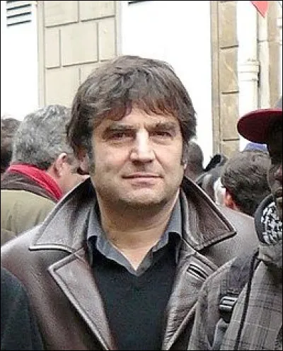 Il s'est fait connaître pour son film "Mourir à 30 ans" qui est ce cinéaste ?