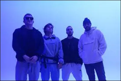 Grâce à qui est-il devenu célèbre ?