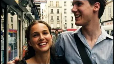 Quel est ce film français à sketches, sorti en 2006 et réalisé par vingt-deux réalisateurs et réalisatrices ?