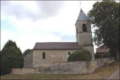 Vous avez sur cette image l'église de l'Immaculée-Conception, à Curmont. Petit village de 12 habitants, enclavé dans la commune de Colombey-les-Deux-Églises, il se situe dans le département ...