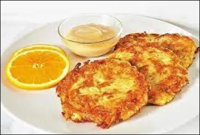 Quelle est cette spécialité culinaire à base de pommes de terre râpées, généralement frites à la poêle ?