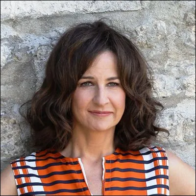 Dans quel film Val&eacute;rie Lemercier incarne-t-elle une chanteuse qu&eacute;b&eacute;coise ?