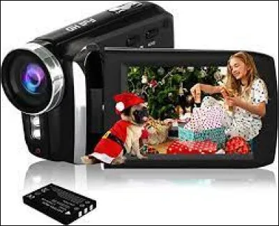 Comment se nomme cette caméra capable d'enregistrer un signal analogique ou numérique sur un support ?