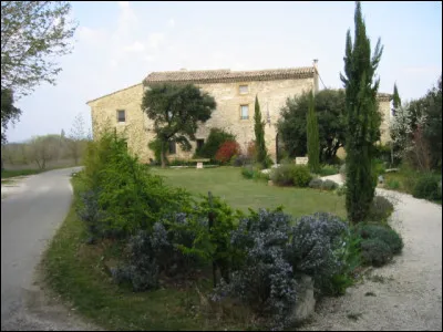 On y met les voiles, c'est le...