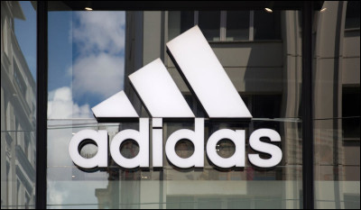 Qui est le fondateur de la marque Adidas ?