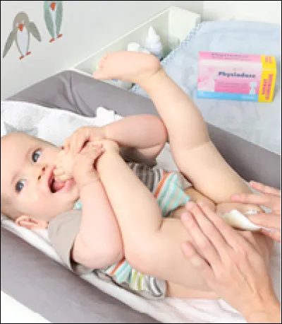 Quelle eau est utilisée pour laver les fesses des bébés de façon écologique ?