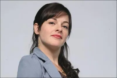 Quel est le nom de famille de la mre de Tho ?