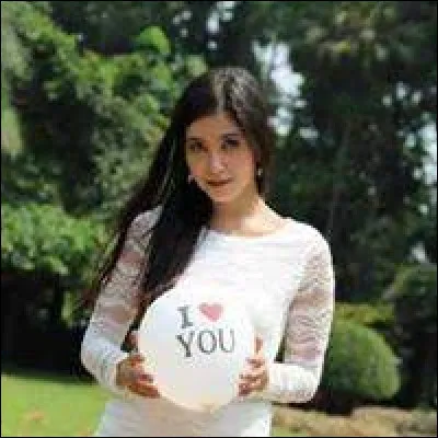 Quel est le nom de cette actrice ?