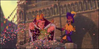 Comment se nomme le personnage principal du film Disney "Le Bossu de Notre-Dame" ?