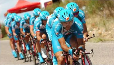Dans l'quipe Bbox Bouygues-Tlcom, tous les coureurs engags sont franais sauf un coureur qui est de nationalit...