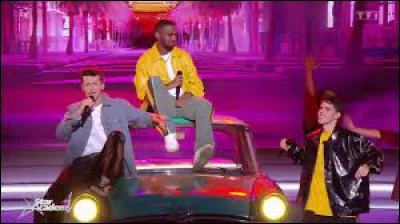 Qui chante "Ecris l'histoire" ?