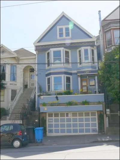 Cette maison bleue est source d'inspiration pour Maxime Le Forestier en 1972. Mais où est-elle située ?