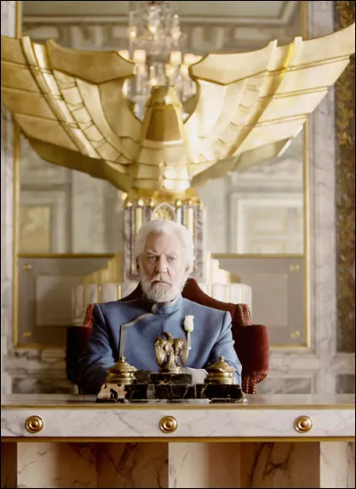 Vous rencontrez le président Snow en tête à tête :